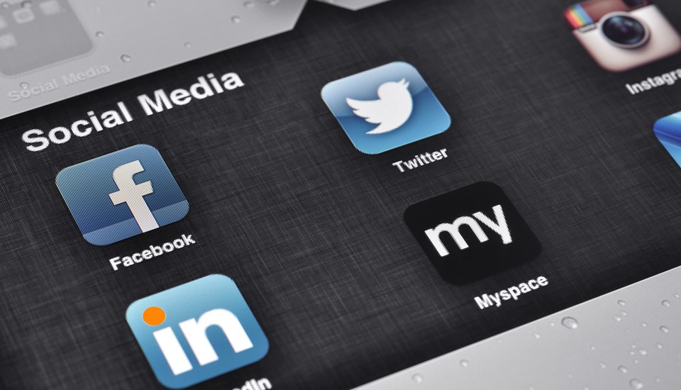 Følg AS3 Executive på sociale medier - LinkedIn